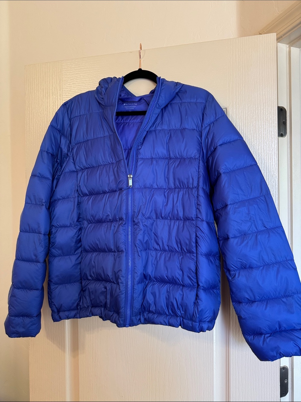 NWOT Athleta Womens Hooded Puffer Jacket - Royal Blue/Purple